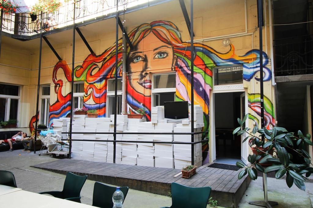 Dbc Hostel Budapest Exterior foto