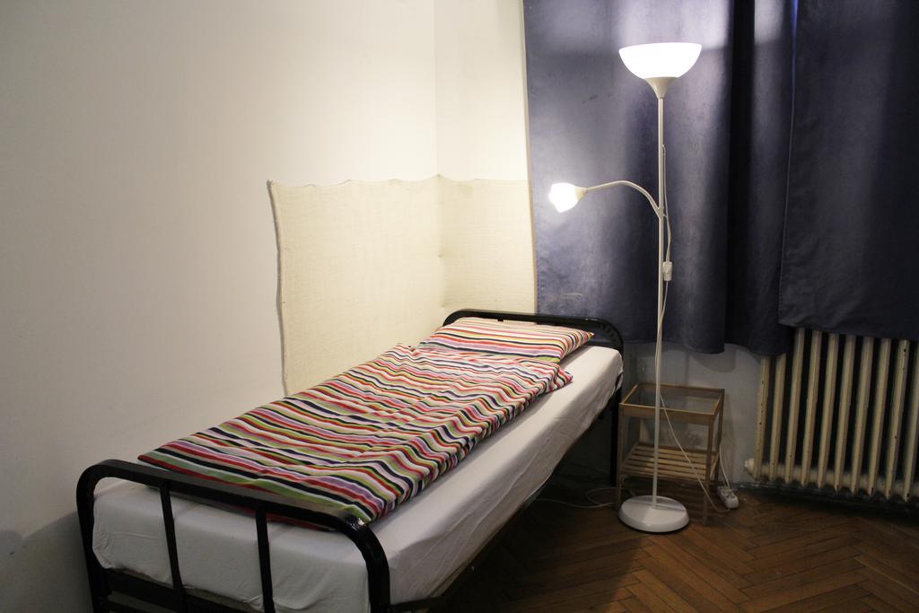 Dbc Hostel Budapest Exterior foto